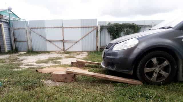 Способы поднятия автомобиля для ремонта без использования ямы и подъёмника